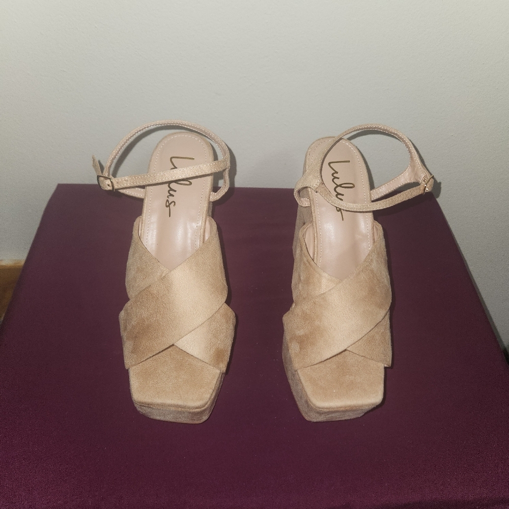 Lulus Womens Tan Microsuede Cross Strap Sandals Size 8.5